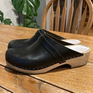 Swedish Hasbeens Black Husband Clog